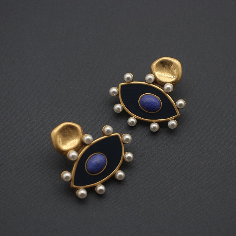 Ellie Pearl Stud Earrings