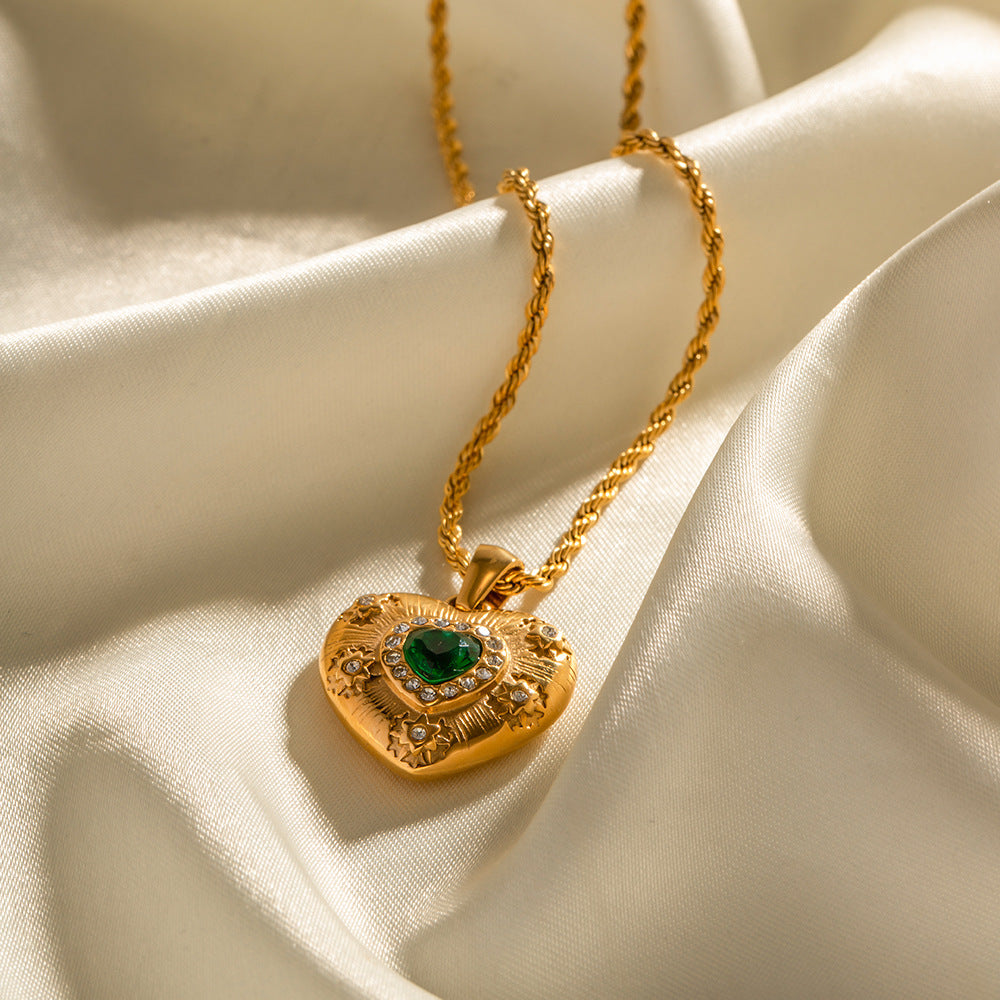 Ada Heart Pendant Necklace