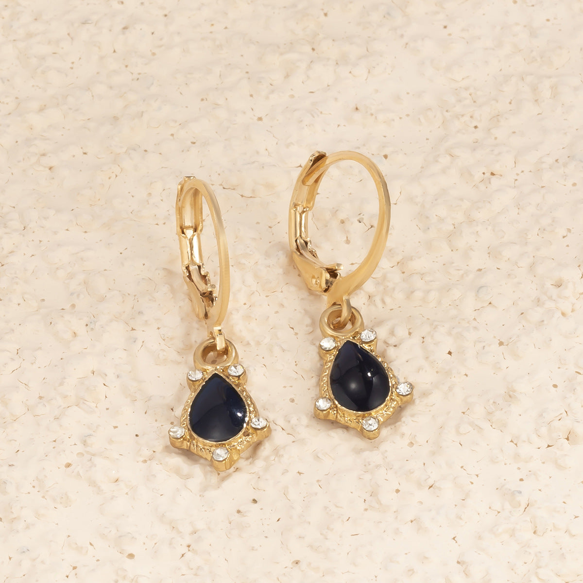 Juliana Drop-shaped Earrings